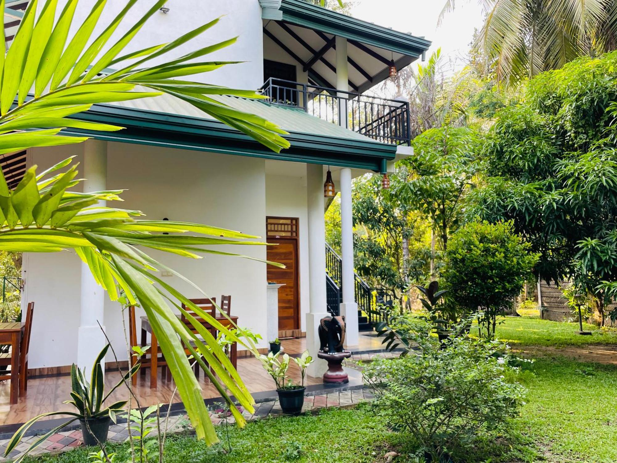 Yala Safari River View Hotel 蒂瑟默哈拉默 外观 照片
